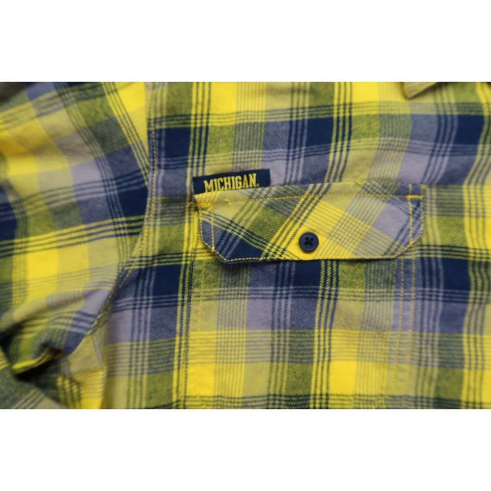 Columbia Sportswear Michigan Wolverines Flannel Long Sleeve Shirt Men's L - Picture 4 of 10